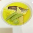 春野菜と鯛で。サフランのご馳走スープ