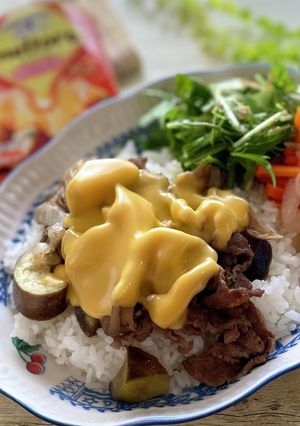 とろけるチーズ舞茸なす牛丼-レシピのメイン写真