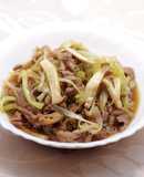 牛薄切り肉と白髪葱の甘辛炒め