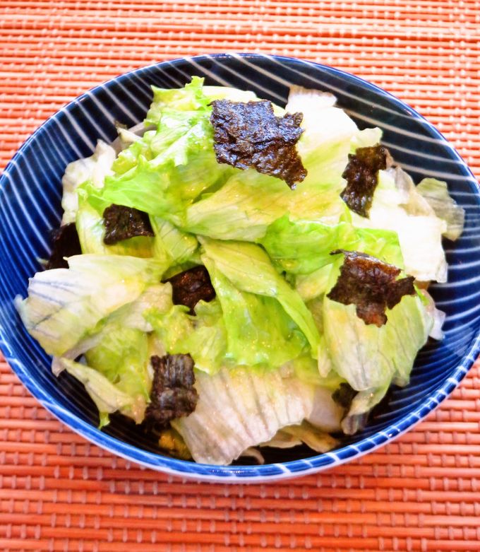 ☺大量消費に☆レタスと海苔のぽん酢和え☺ by hirokoh 【クックパッド