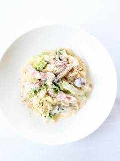【キャベツとソーセージの煮込みパスタ】-レシピのメイン写真
