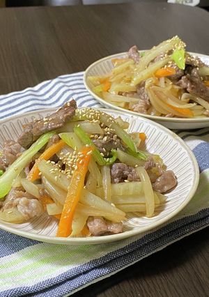 牛肉とセロリのオイスター炒め-レシピのメイン写真
