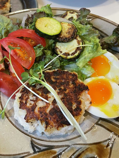 鶏ミンチと新玉ねぎの和風ハンバーグ-レシピのメイン写真