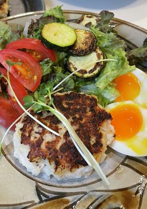 鶏ミンチと新玉ねぎの和風ハンバーグ-レシピのメイン写真