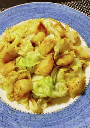 キャベツとじゃがいものカレーマヨ炒め-レシピのメイン写真