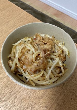節約！5分で豚肉ともやしの焼肉のタレ炒め-レシピのメイン写真