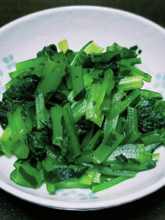 小松菜とまぜこみわかめ炒め(ごま油味)-レシピのメイン写真