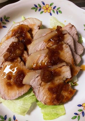 豚肉の紅茶煮梅タレ添え-レシピのメイン写真