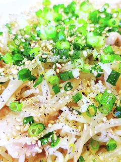 塩ラーメンでクレイジーガーリック焼そば-レシピのメイン写真