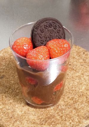 いちごとチョコカスタード盛っただけ!-レシピのメイン写真