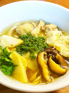 花山椒の無化調ラーメン 蒸し鶏、発酵筍-レシピのメイン写真