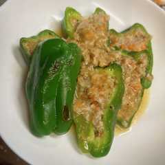รูปของ ピーマンの肉詰め和風出汁煮