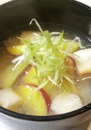 さつまいもと麩のお味噌汁-レシピのメイン写真