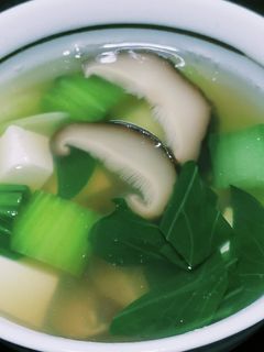 青梗菜と干し椎茸のスープ-レシピのメイン写真