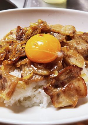 【道民魂】簡単！帯広風キャラメル豚丼-レシピのメイン写真