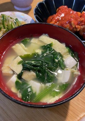 ウチの定番♪お揚げとほうれん草の味噌汁-レシピのメイン写真
