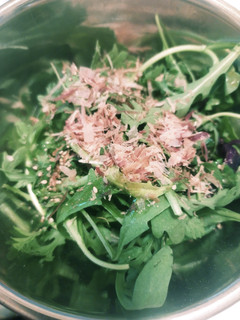 香り高い菊菜のサラダ-レシピのメイン写真