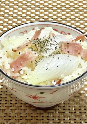 丸ごと!!新玉ねぎごはん♡-レシピのメイン写真