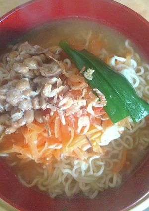 腸活納豆シリシリ即席ラーメン-レシピのメイン写真