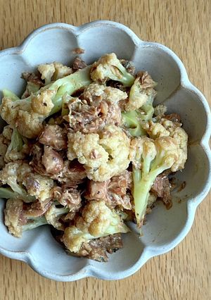 混ぜるだけ＊カリフラワーと鯖缶の和え物-レシピのメイン写真