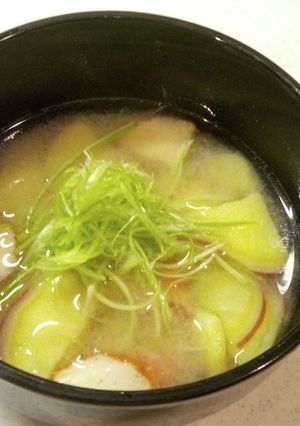 郷土の材料を使ったお味噌汁-レシピのメイン写真