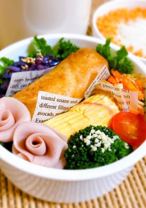 お弁当の隙間に♪魚肉ソーセージの薔薇-レシピのメイン写真
