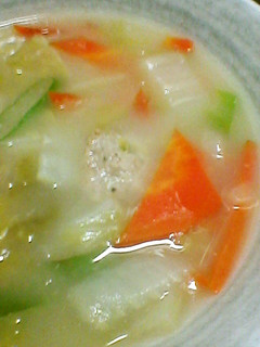 野菜たっぷり!レンチン味噌スープ-レシピのメイン写真