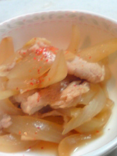 丸ごと玉葱とばら肉で簡単煮!-レシピのメイン写真