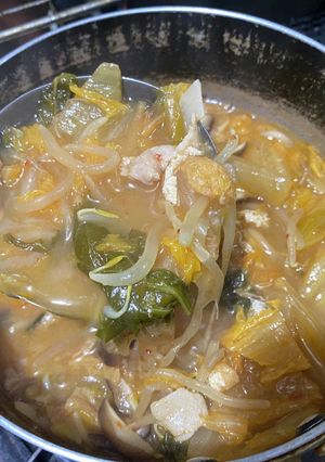 豚汁からの~キムチの味噌汁-レシピのメイン写真