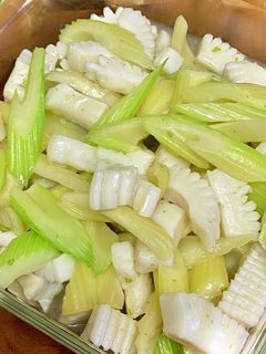イカとセロリの炒め物★中華 塩炒め-レシピのメイン写真