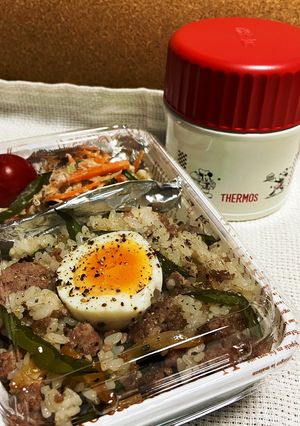 ザーサイ茎わかめチャーハン(身内専用)-レシピのメイン写真