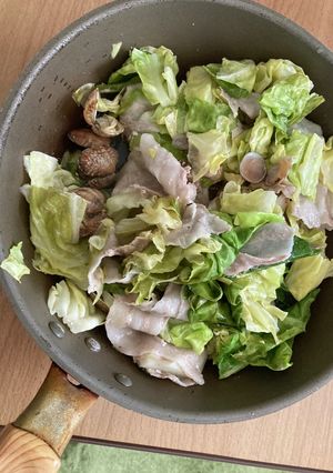春キャベツとアサリと豚バラの酒蒸し-レシピのメイン写真