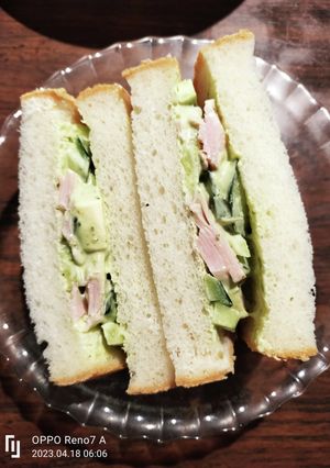 キュウリとチーハムのバジルマヨサンド-レシピのメイン写真