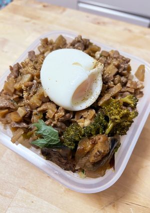 簡単！煮込むだけ☆豚肉でルーロー飯お弁当-レシピのメイン写真