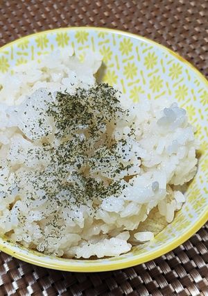 塩麹＆バター醤油の新玉ねぎ炊き込みご飯-レシピのメイン写真