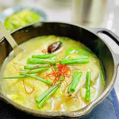 รูปของ 白濁スープの参鶏湯
