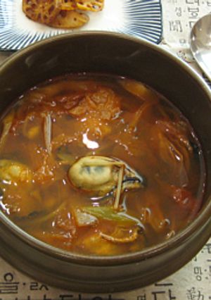 キムチと牡蠣のスープ-レシピのメイン写真