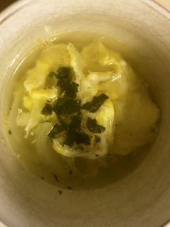 玉ねぎ、ニンニク、卵のスープ-レシピのメイン写真