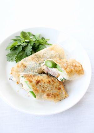 カリモチ【アスパラベーコンの生春巻き焼き-レシピのメイン写真