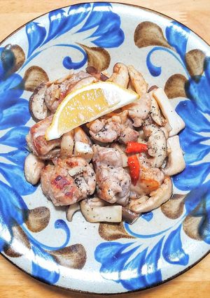 鶏もも肉とキノコのさっぱりレモン炒め-レシピのメイン写真