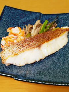 鯛アスパラあさり舞茸のワイン蒸し-レシピのメイン写真