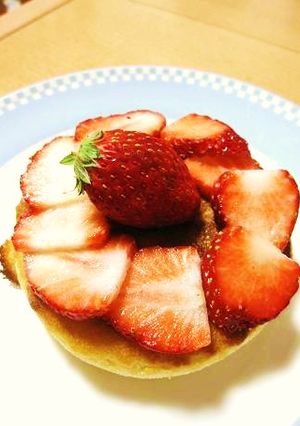 イングリッシュマフィンでいちごのタルト-レシピのメイン写真