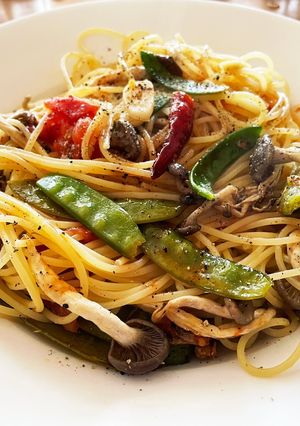 絹さやとフレッシュトマトのパスタ-レシピのメイン写真
