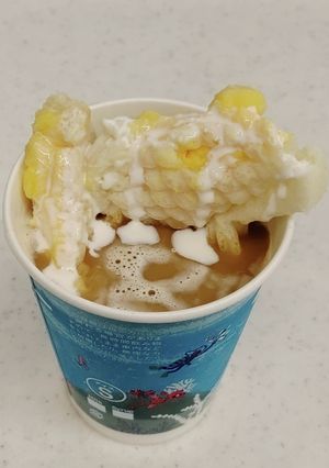 “アイスコーヒーに白い泳げたいやき君”-レシピのメイン写真