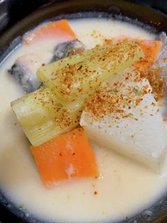 濃厚!ぶりあらと大根の酒粕汁♪-レシピのメイン写真