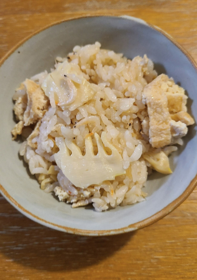 タケノコと釜揚げ小えびの炊き込みご飯-レシピのメイン写真