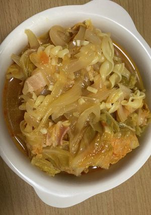 春キャベツと鶏肉のトマトスープ-レシピのメイン写真