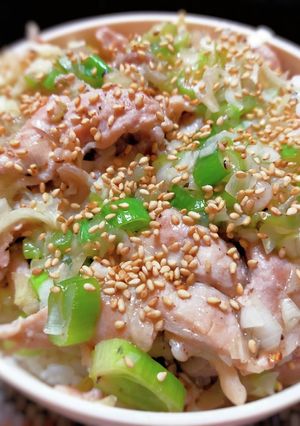 さっぱり＆ガッツリ旨だれ！ネギ塩豚丼-レシピのメイン写真
