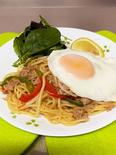 家にある食材で!ミーゴレン風焼きそば♪-レシピのメイン写真