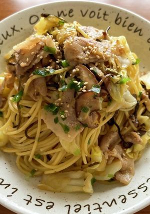 ☆春キャベツ豚肉、塩昆布の和風パスタ☆-レシピのメイン写真
